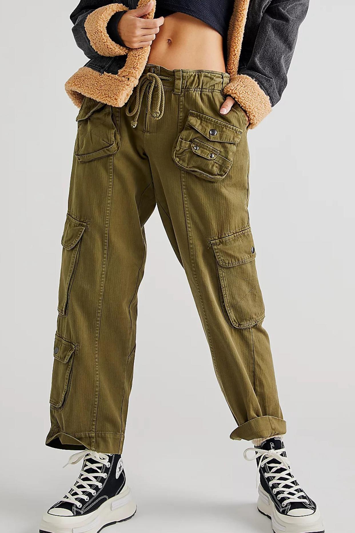 <p><a href="https://go.redirectingat.com?id=74968X1596630&url=https%3A%2F%2Fwww.freepeople.com%2Fshop%2Ftahiti-cargo-pants2%2F&sref=https%3A%2F%2Fwww.elle.com%2Ffashion%2Fshopping%2Fg44119015%2Fbest-summer-pants-for-women%2F" rel="nofollow noopener" target="_blank" data-ylk="slk:Shop Now;elm:context_link;itc:0;sec:content-canvas" class="link rapid-noclick-resp">Shop Now</a></p><p>Tahiti Cargo Pants</p><p>$138.00</p><p>freepeople.com</p>