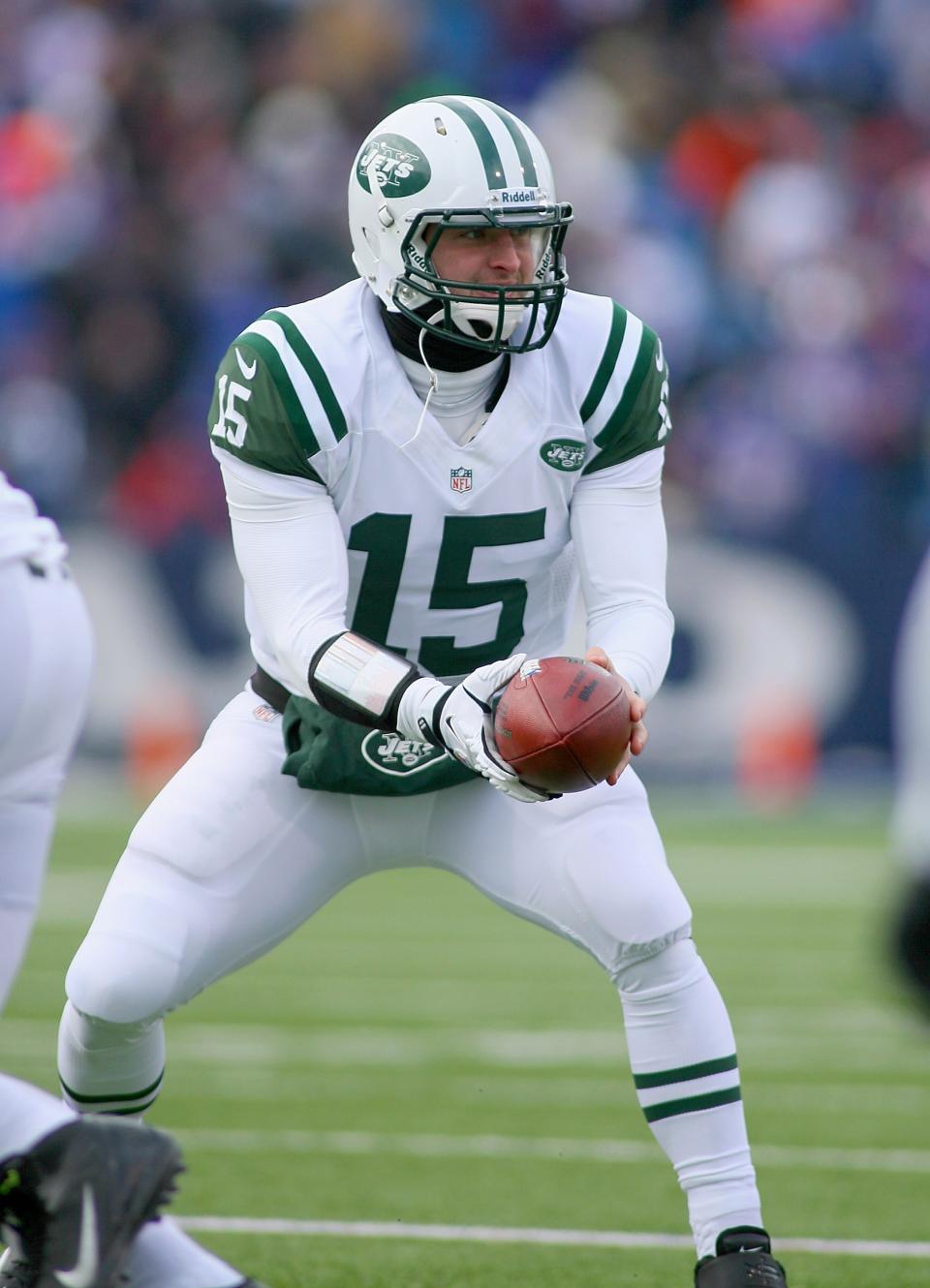 Tim Tebow #15 of the New York Jets takes his only snap against the Buffalo Bills at Ralph Wilson Stadium on December 30, 2012 in Orchard Park, New York. Buffalo won 28-9. (Photo by Rick Stewart/Getty Images)