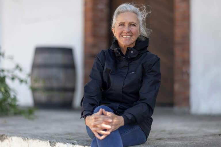 Rosa Kruger, conseillère en viticulture, au domaine de Reyneke, près de Stellenbosch, en Afrique du Sud, le 5 avril 2024 (Wikus de Wet)