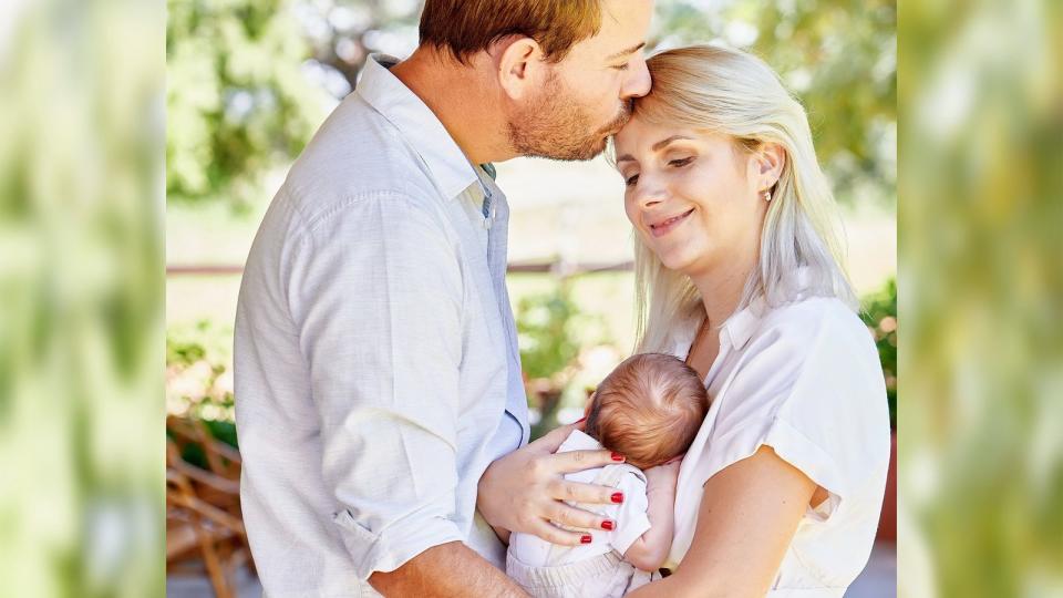 Gerald und Anna mit ihrem kleinen Leon.  (Bild: RTL / Christian Stiebahl)