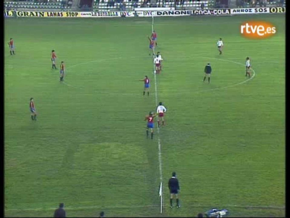 Momento de la retransmisión del partido entre España y Malta de 1983 con el que Teledeporte multiplicó su audiencia. Foto: Twitter @RTVE_com