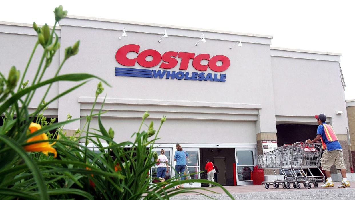 costco reports q3 profits up 123 percent