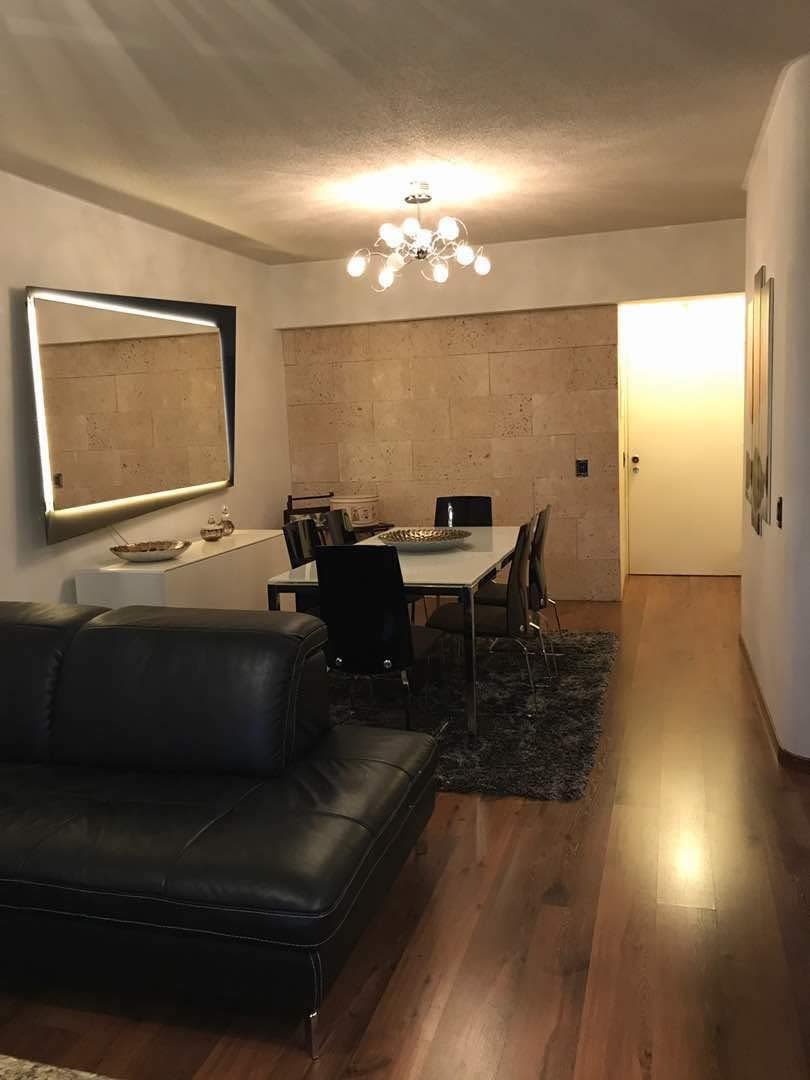 Imagen de un apartamento en venta de 110 m2 en Municipio Baruta por 100.000 dólares con tres habitaciones más servicio. Foto: Cámara Inmobiliaria de Venezuela 