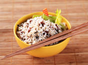 <b>Brown rice:</b> If you want to cleanse your system and boost your health, it is a good idea to cut down on processed foods. Instead, try supplementing your diet with healthier whole grains such as brown rice, which is rich in many key detoxifying nutrients including B vitamins, magnesium, manganese and phosphorous. Brown rice is also high in fibre, which is good for cleansing the colon, and rich in selenium, which can help to protect the liver as well as improving the complexion.
