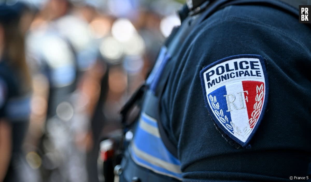 "Il a vu la tête d'un arabe, il a voulu lui ôter sa vie" : la mère de Nahel s'exprime après la mort de son fils et réclame justice contre le policier - France 5