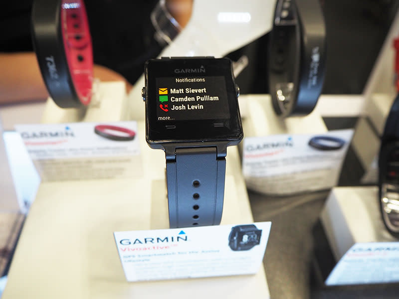 Garmin's star buys include the Vivoactive, a GPS smartwatch with a high-res colour touchscreen. The Vivoactive has a SRP of S$319, it's going at S$299 at Comex with a free gift.