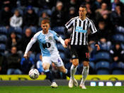 Soccer Football - FA Cup Third Round Replay - Blackburn Rovers v Newcastle United - Ewood Park, Blackburn, Britain - January 15, 2019 Newcastle United's Javier Manquillo in action with Blackburn Rovers' Harrison Reed Action Images via Reuters/Jason Cairnduff