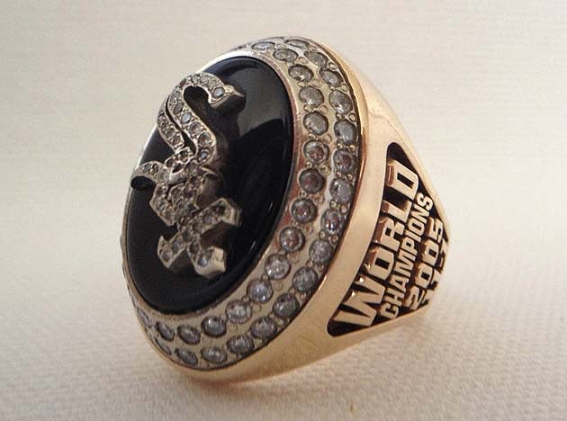Lot Detail - 2005 Chicago White Sox World Series Championship Player Ring -  Vizcaino (PSA/DNA)