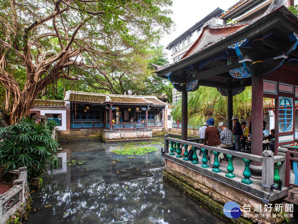 林本源園邸景致優美，在喧鬧的都市中帶給旅客靜謐之感。