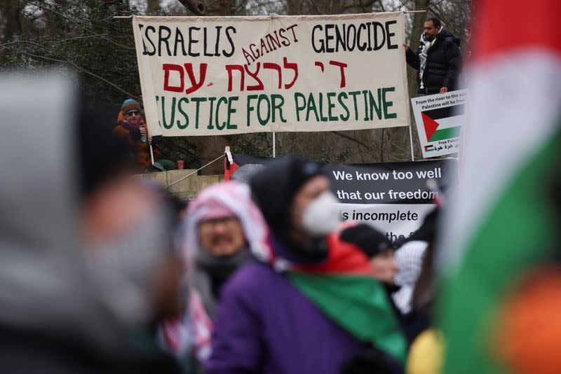 Pro-Israel and Palestinian groups rally outside UN court genocide hearings