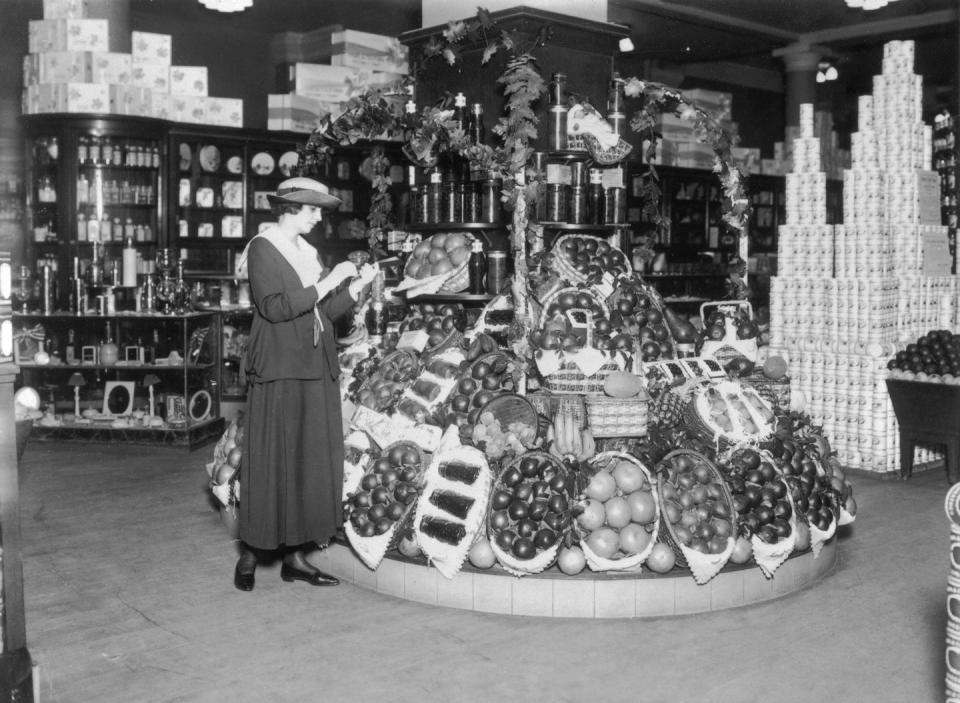 1915: General Store for Locals