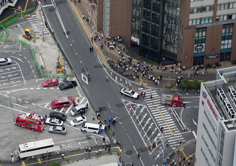 Una vista aérea muestra el lugar donde el ex primer ministro japonés Shinzo Abe fue aparentemente disparado durante una campaña electoral para las elecciones a la Cámara Alta del 10 de julio de 2022, en Nara, al oeste de Japón