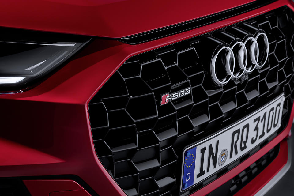 IAA 法蘭克福車展才剛發表 RS 6 Avant 與 RS 7 Sportback ， RS Q3 以及 RS Q3 Sportback 隨後報到