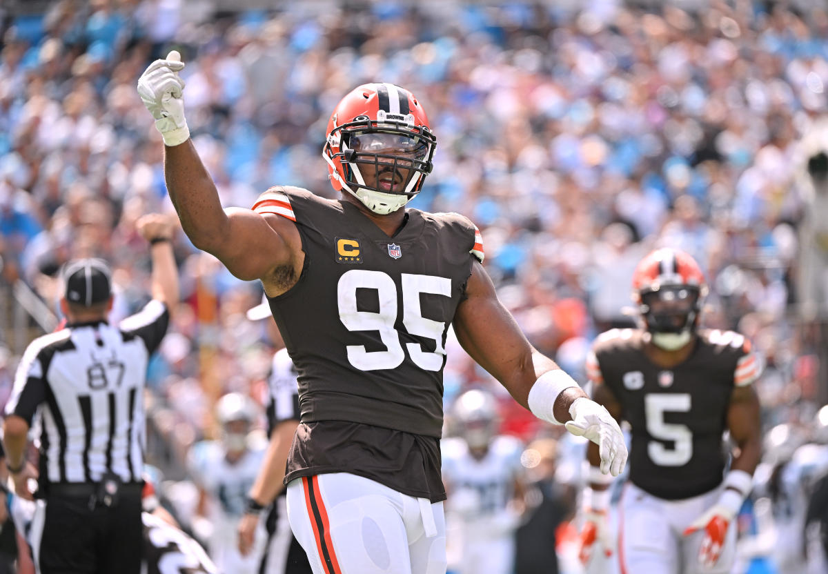 Myles Garrett, Aaron Donald lead PFF top-25 pass-rusher rankings