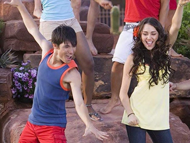 miley cyrus high school musical 2