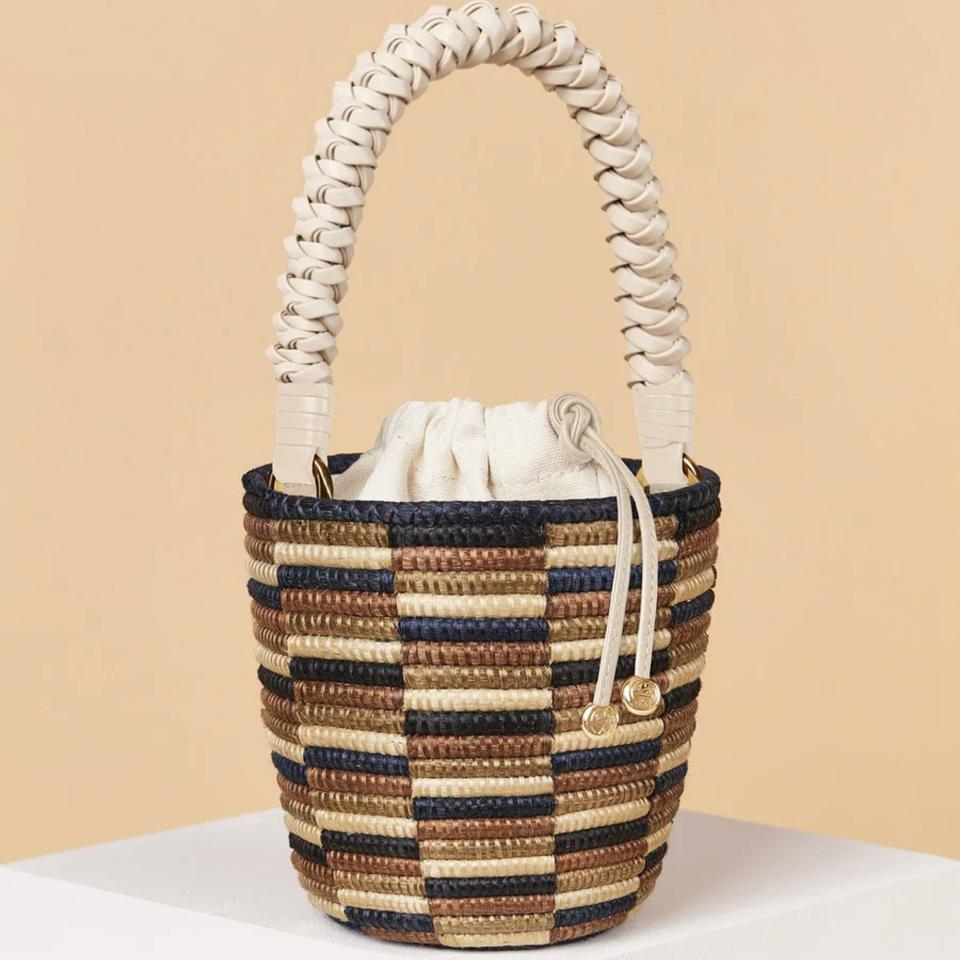 <p><a href="https://go.redirectingat.com?id=74968X1596630&url=https%3A%2F%2Fcestacollective.com%2Fproducts%2Fwoven-handle-lunchpail-navy-tan-check&sref=https%3A%2F%2Fwww.harpersbazaar.com%2Ffashion%2Ftrends%2Fg60471422%2Fbest-basket-bags%2F" rel="nofollow noopener" target="_blank" data-ylk="slk:Shop Now;elm:context_link;itc:0;sec:content-canvas" class="link ">Shop Now</a></p><p>Lunchpail</p><p>cestacollective.com</p><p>$760.00</p><span class="copyright">cestacollective.com</span>