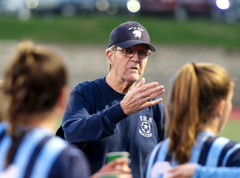 Longtime Franklin coach Tom Geysen passed away last week. He coached at Franklin for more than five decades and was an accomplished poet.