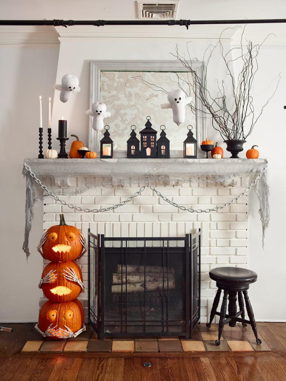 Spooky Halloween Display