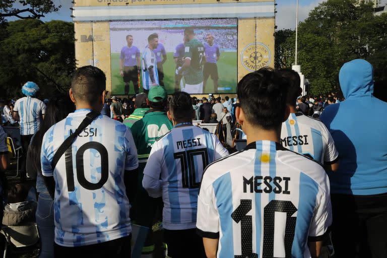 Así se vive en Buenos Aires el primer partido de la selección en el mundial de Qatar 2022