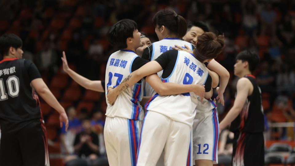 《籃球》台元首次在冠軍賽擊敗國泰 邱啟益開心喊：終於贏一場