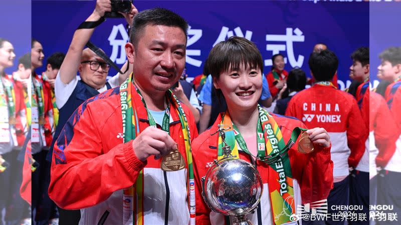  中國一姐陳雨菲率領球隊直落三奪下優霸盃冠軍。（圖／翻攝自BWF微博）
