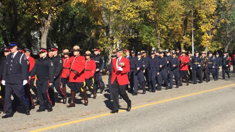 Memory of fallen Saskatchewan officers honoured in Regina