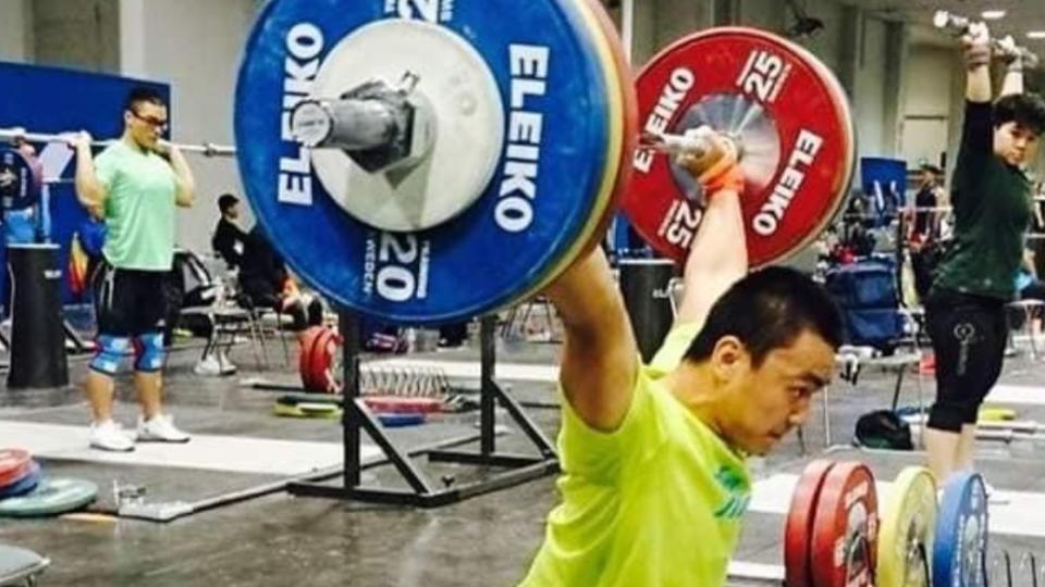 台灣男子舉重好手陳柏任今（31）日晚間登場男子96公斤級A組決賽。（圖／翻攝自楊麗秋臉書）