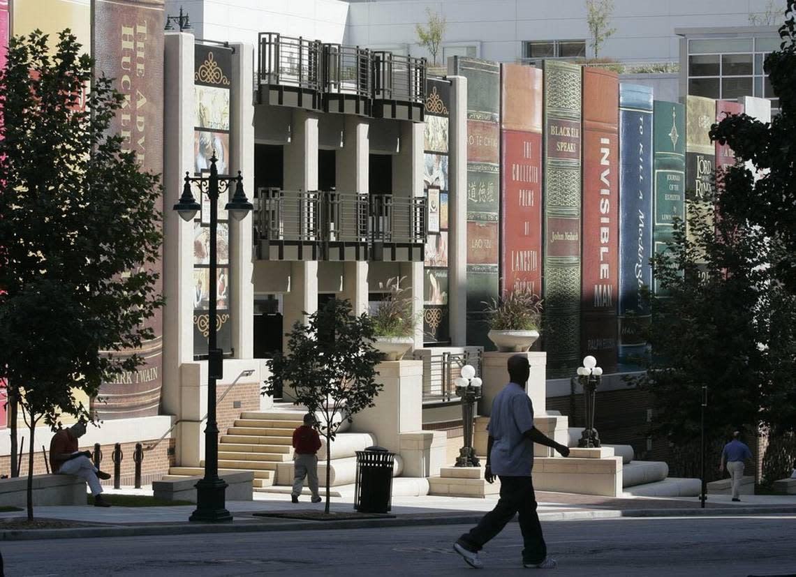 The Kansas City Public Library’s downtown branch is located at 14 West 10th St.