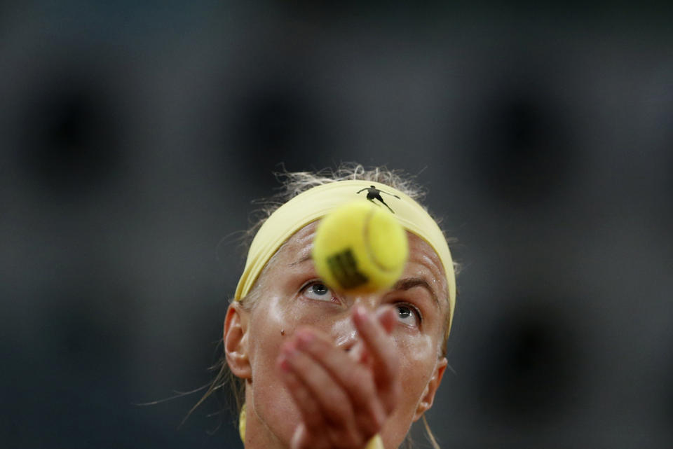 <p>Svetlana Kuznetsova from Russia serves the ball to Kristina Mladenovic from France during a Madrid Open tennis tournament match in Madrid, Spain, May 12, 2017. Mladenovic won 6-4- and 7-6. (Photo: Francisco Seco/AP) </p>