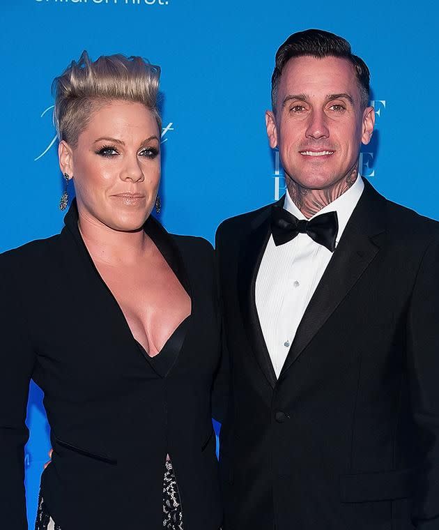 Pink and Carey Hart have slashed the price of their Malibu mansion.