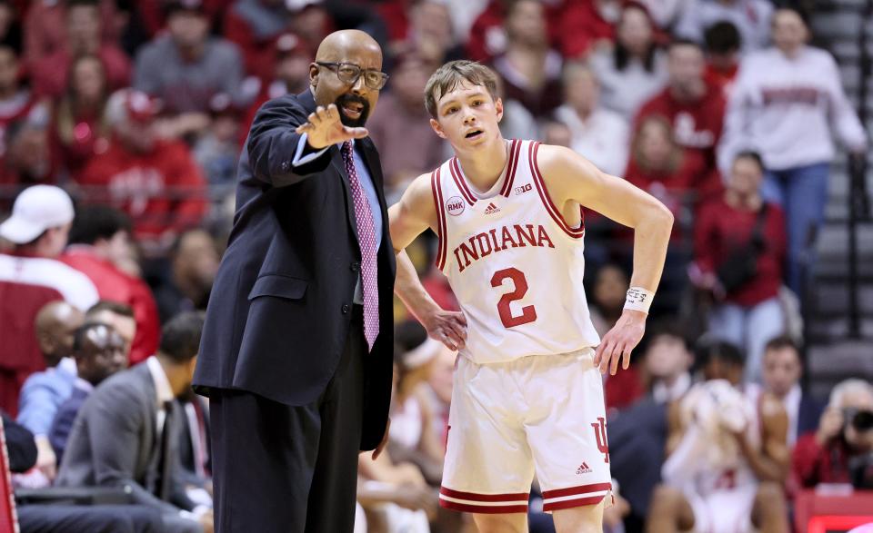 Indiana head coach Mike Woodson will try to keep his team's streak alive against Louisville.