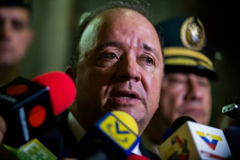 Soldiers and police will continue to combat kidnapping, extortion, drug trafficking, illegal mining and human trafficking after the ceasefire officially begins with the FARC Monday, Defense Minister Luis Carlos Villegas said