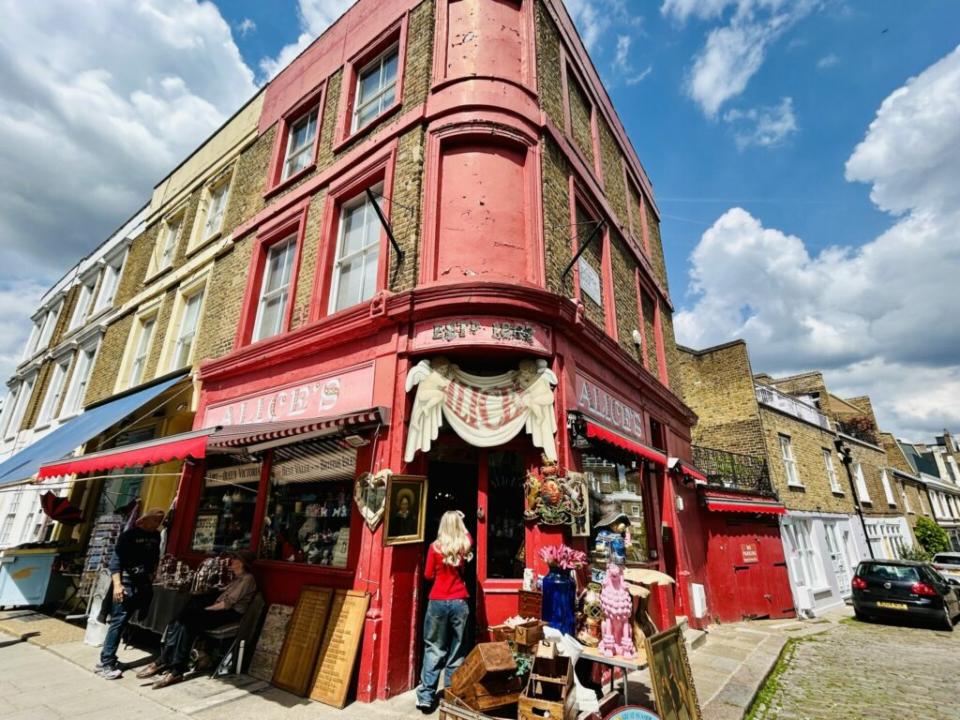 Alice’s on Portobello Road (Picture: Zoey Goto)