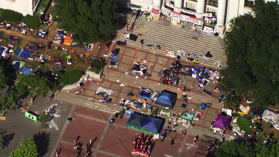 <div>Pro-Palestinian encampment being dismantled on UC Berkeleys campus. May 14, 2024.</div>