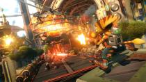 Die Übergänge sind bei "Ratchet & Clank" (hier das Spiel) mitunter fließend und die Unterschiede kaum noch zu erkennen. (Bild: Sony)