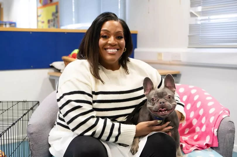 Alison Hammond meets Duchess the French Bulldog who's struggling to breathe