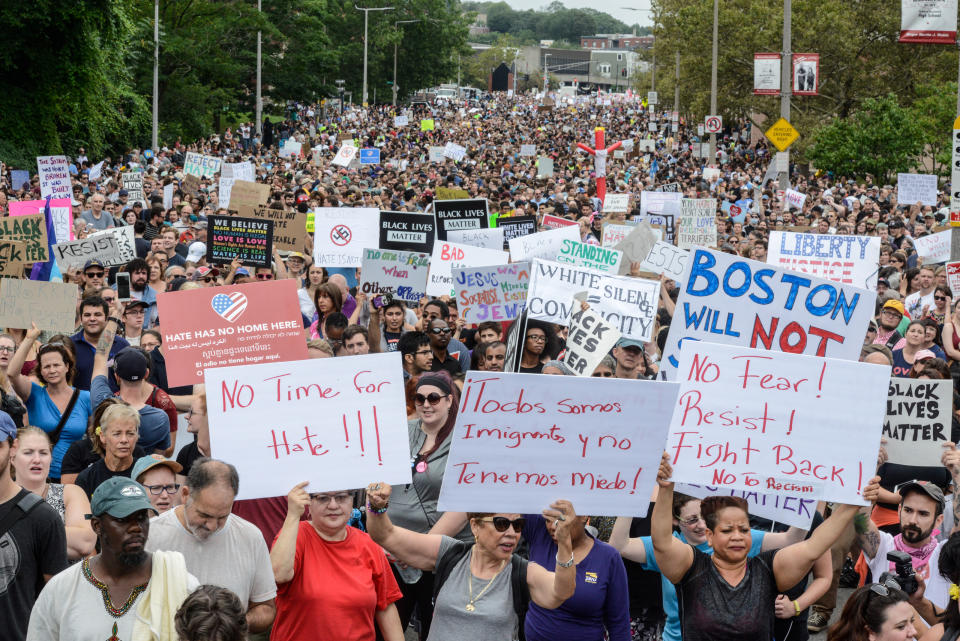 <p>A large crowd of people gathers ahead of the Boston Free Speech Rally in Boston, Mass., Aug. 19, 2017. (Photo: Stephanie Keith/Reuters) </p>