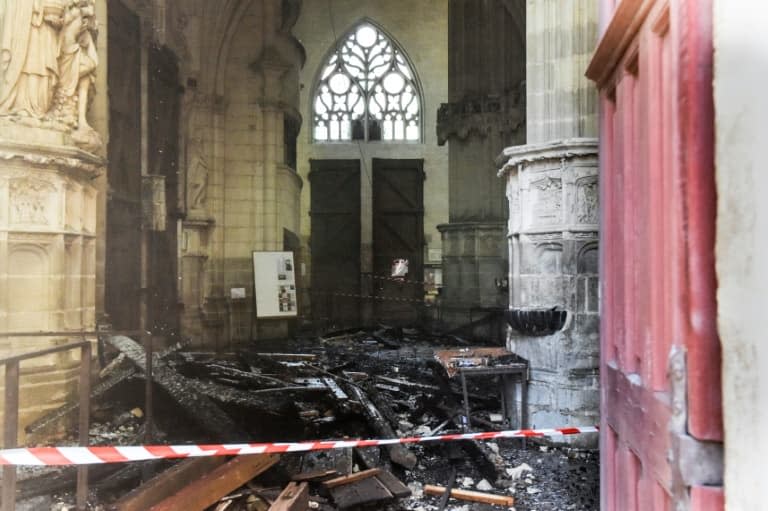 Les dégâts causés par un incendie dans la cathédrale de Nantes, le 18 juillet 2020  - Sebastien SALOM-GOMIS © 2019 AFP