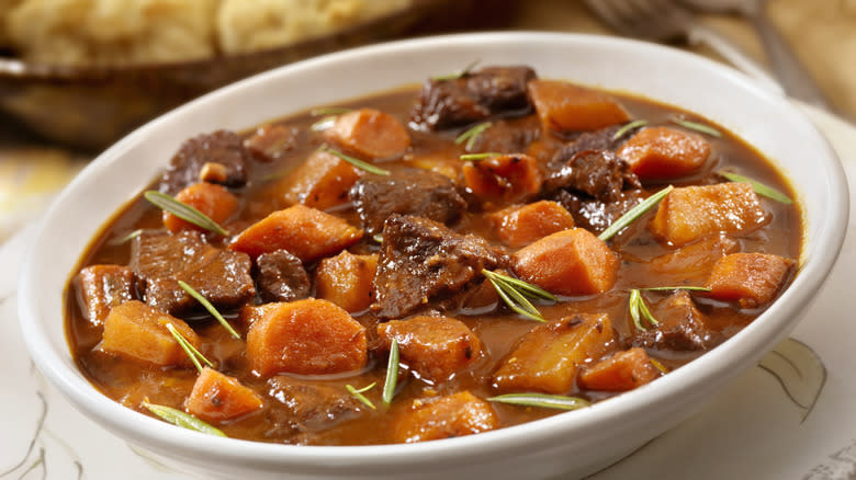 beef stew contained in ceramic bowl