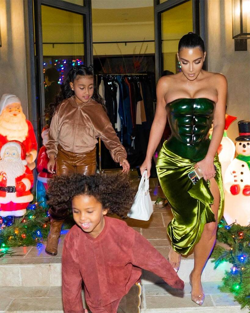 Kim Kardashian, North West, Saint West, Christmas 2020