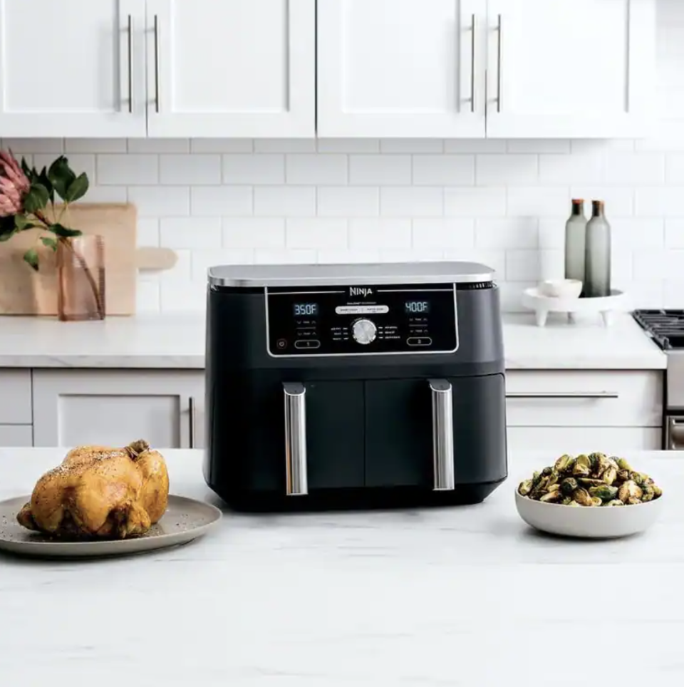 Ninja Foodi XL Dual Zone, 6-in-1 Air Fryer w/ 2 Baskets, Black, 9.5L
(Photo via Canadian Tire)