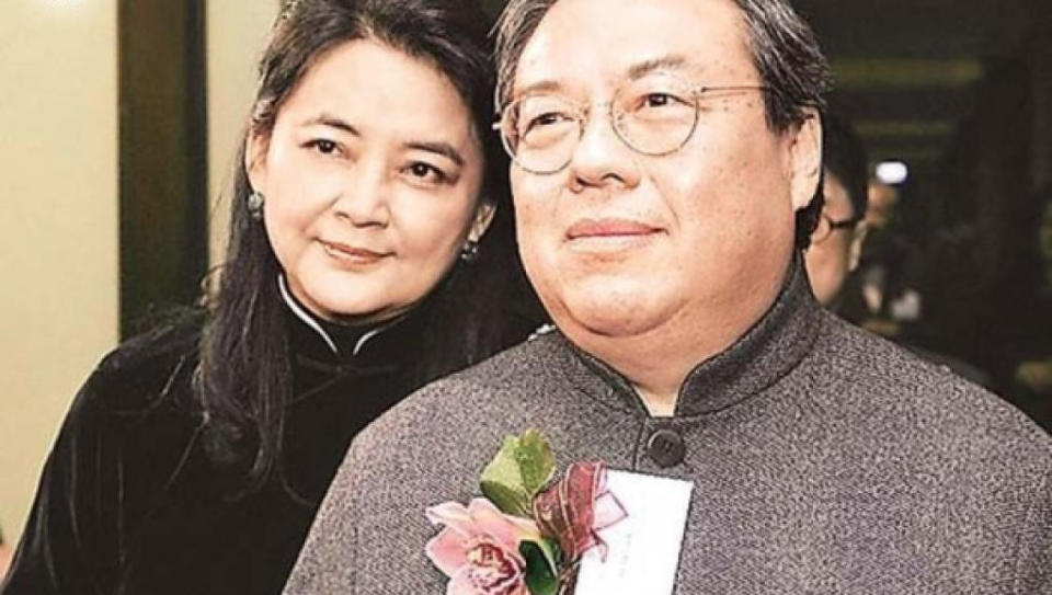 台灣演員及歌手胡慧中（左）1997年與何志平（右）結婚，婚後息影。資料圖片