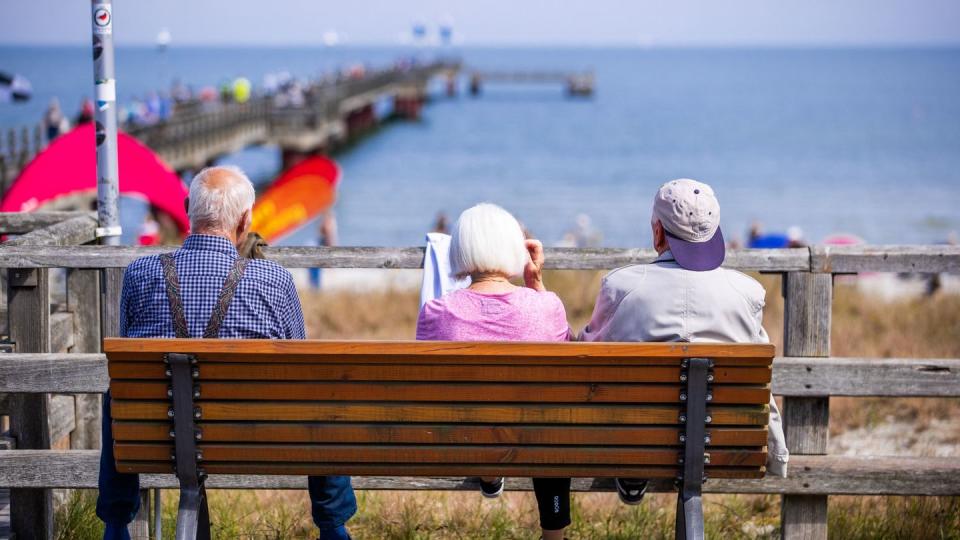 Rentner in Deutschland erwartet im kommenden Jahr eine «ordentliche» Erhöhung ihrer Bezüge.