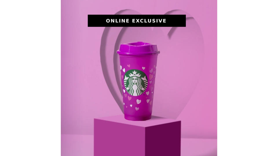 Starbucks Online Exclusive Color Changing Hearts Reusable Hot Cup 16oz (Set of 2). (Photo: Shopee SG)