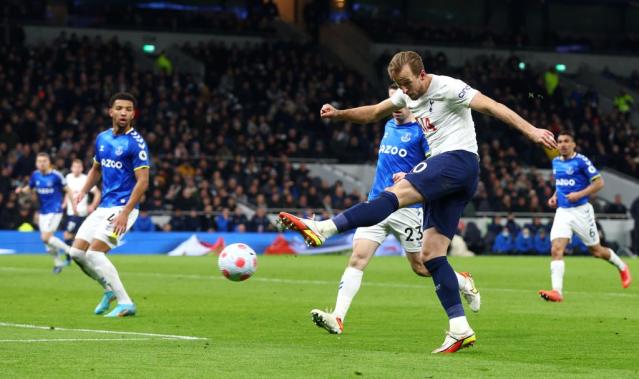 Kane hits another milestone to keep Spurs unbeaten in Premier League