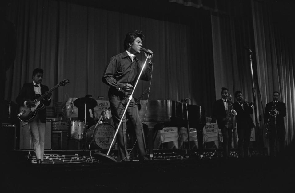 PHOTO: Little Richard performing with his Royal Company on stage at the Apollo Theater in New York, circa 1965.  (Michael Ochs Archives/Getty Images)