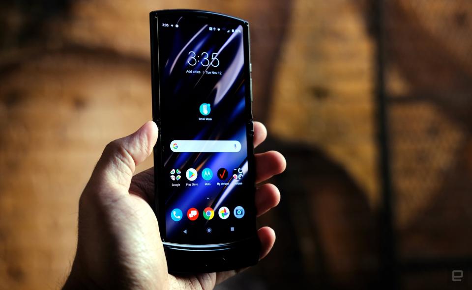 Motorola RAZR foldable hands-on