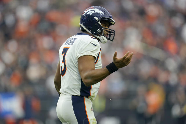 Is Russell Wilson, Josh Jacobs, or Davante Adams the key for the Denver  Broncos to beat the Raiders? 