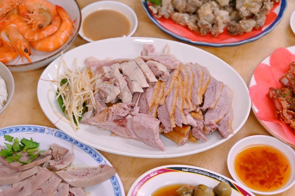 台中｜翁記剝骨鵝肉