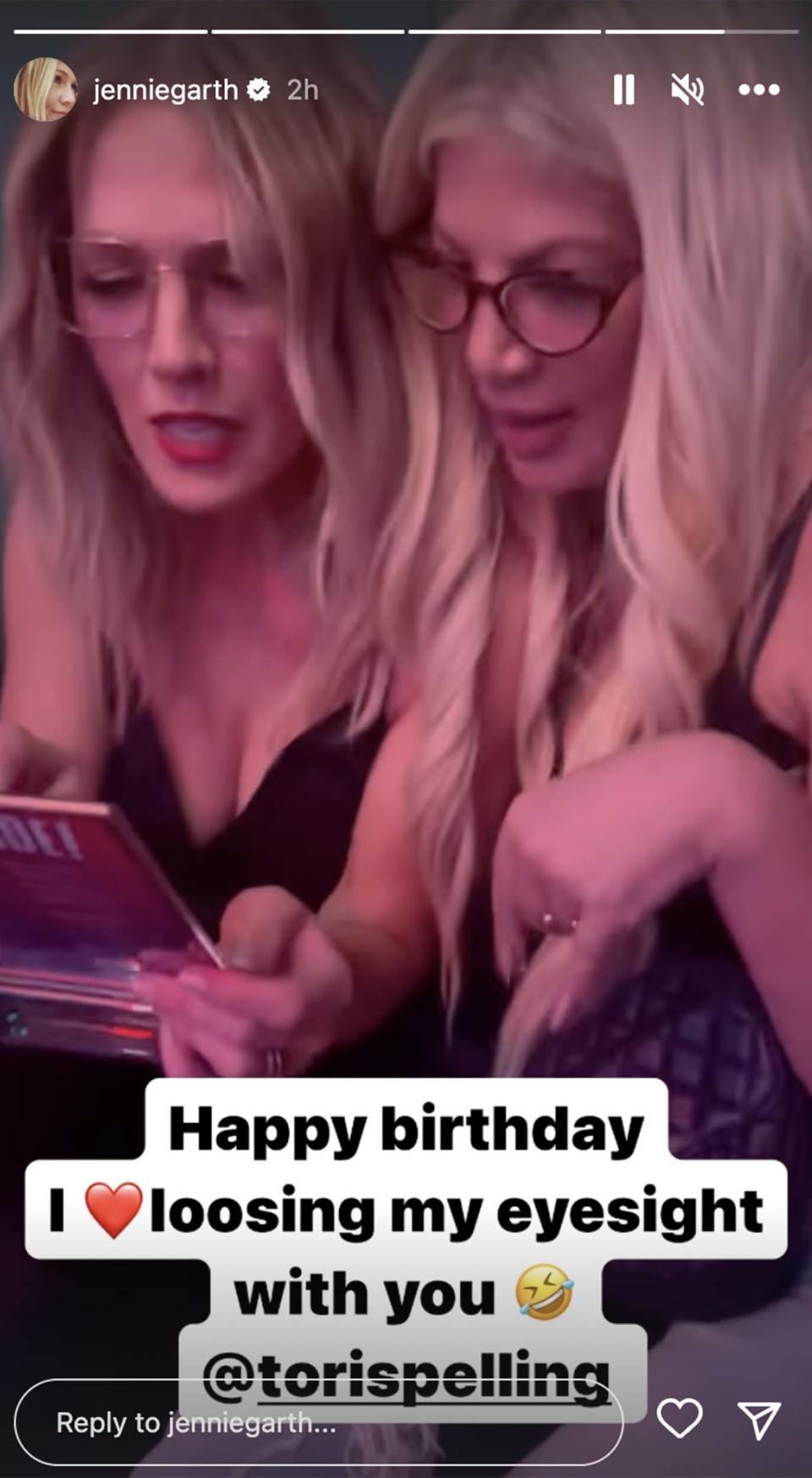 Jennie Garth marks Tori Spelling’s 50th birthday by channeling ‘90210’ pic (@jenniegarth via Instagram)